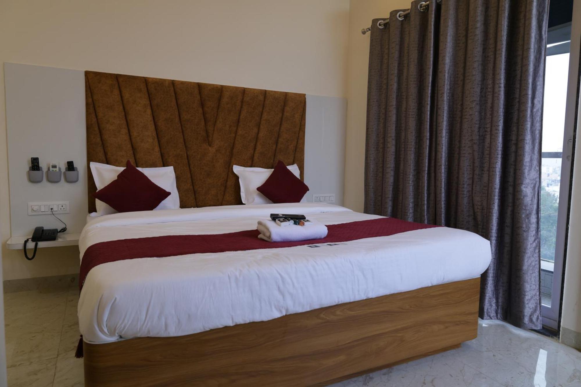 Hotel The Prime Land Hoshangabad Экстерьер фото